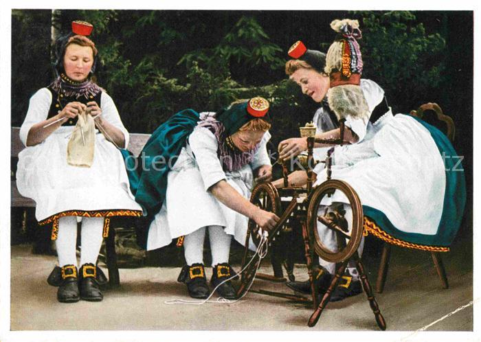 Trachten Hessen Schwalm Spinnrad Stricken