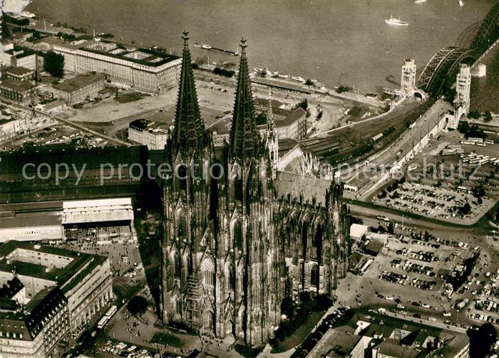 Koeln Rhein Fliegeraufnahme Dom