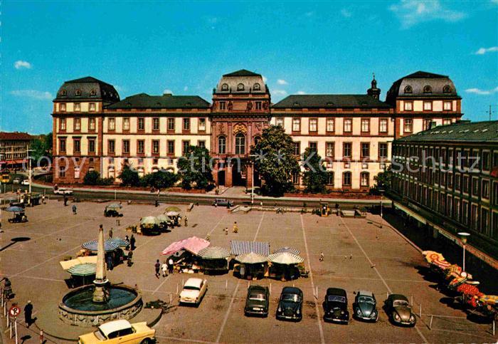 Darmstadt Marktplatz und Schloss