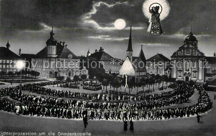 Altoetting Lichterprozession um die Gnadenkapelle
