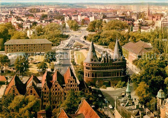 LueBECK CITY Holstentor und Salzspeicher