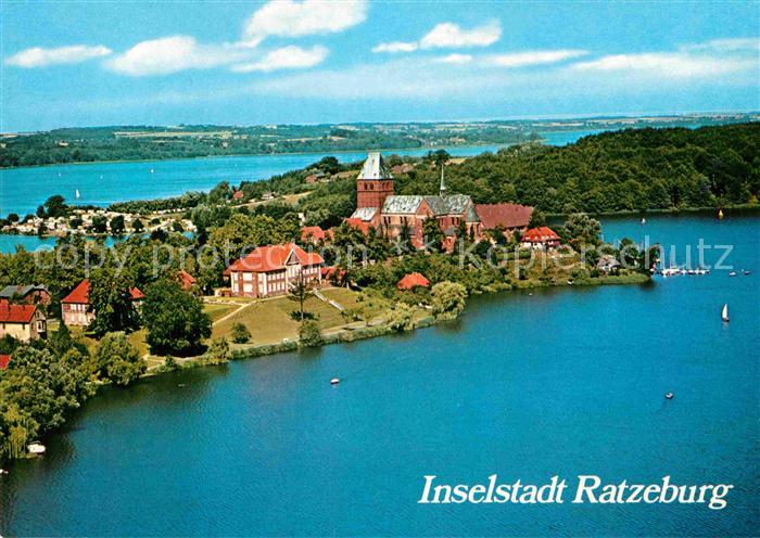 Ratzeburg Schleswig-Holstein Inselstadt mit Dom und Heimatmuseum Naturpark Laue