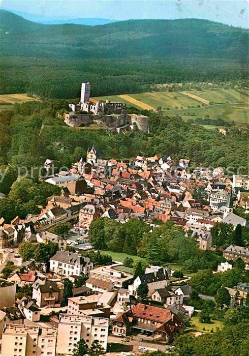 Koenigstein Taunus mit Burgruine Fliegeraufnahme