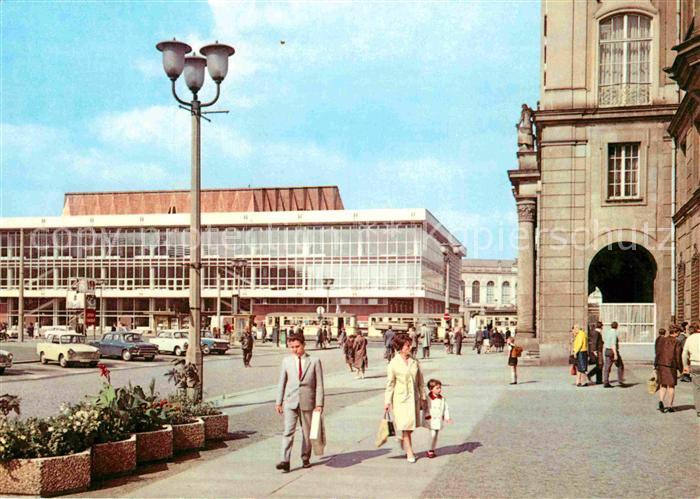 DRESDEN Elbe Altmarkt mit Kulturpalast