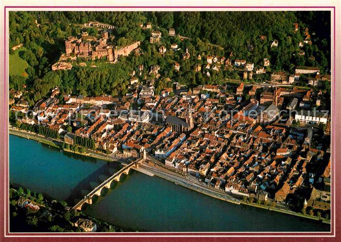 Heidelberg Neckar mit Schloss Fliegeraufnahme