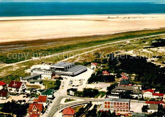 St Peter-Ording Kurzentrum mit neuer Schwimmhalle Strand Fliegeraufnahme