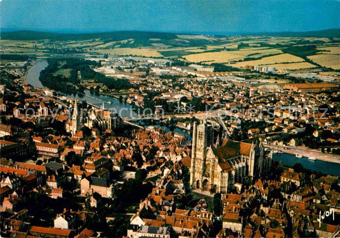 Auxerre Vue aerienne de la Ville Collection Cou