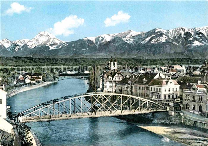 Villach Kaernten Drau Bruecke mit Mittagskogel Karawanken