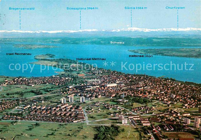 Radolfzell Bodensee mit Blick zu den Alpen Fliegeraufnahme