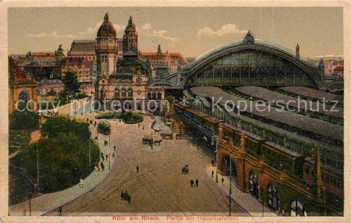 Koeln Rhein Partie am Hauptbahnhof