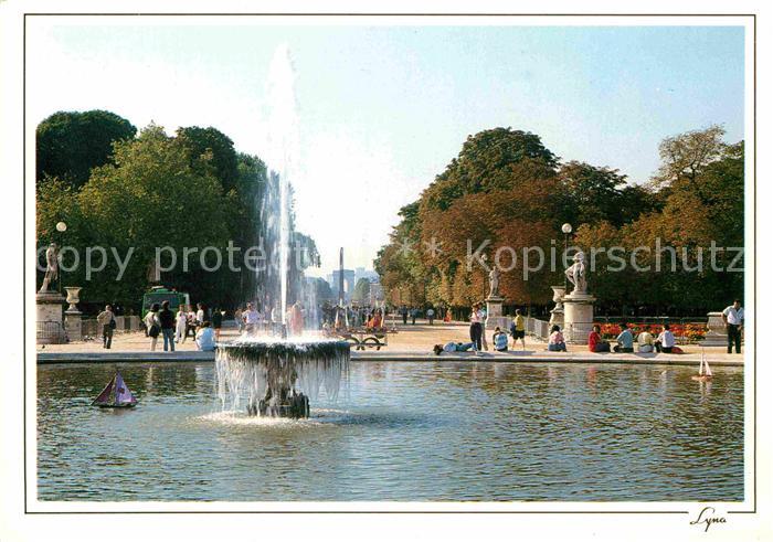 Paris Bassin du Jardin des Tuileries au fond l'Obelisque et Arc de Triomphe