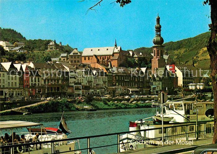 Cochem Mosel Uferpartie Schiffsanlegestelle