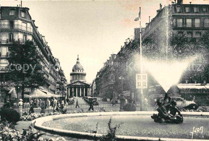 Paris Place Edmond Rostand Rue Soufflot et le Pantheon