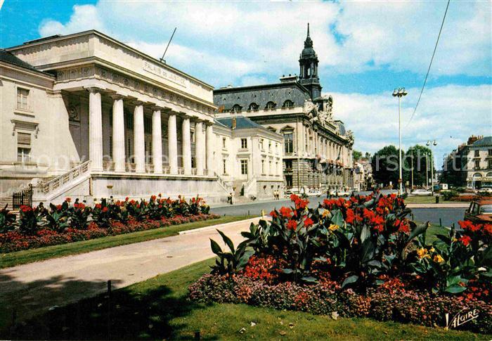 Tours Indre-et-Loire Place Jean Jaures le palais de justice