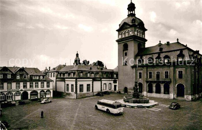 Weilburg Marktplatz mit Schlosskirche Brunnen Luftkurort