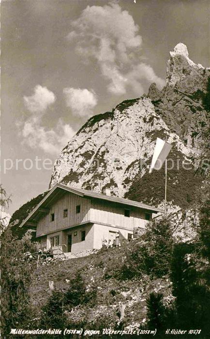 Mittenwald Karwendel Tirol Mittenwalderhuette gegen Viererspitze
