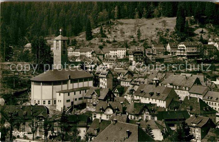 Triberg Schwarzwald Ortsansicht mit Kirche