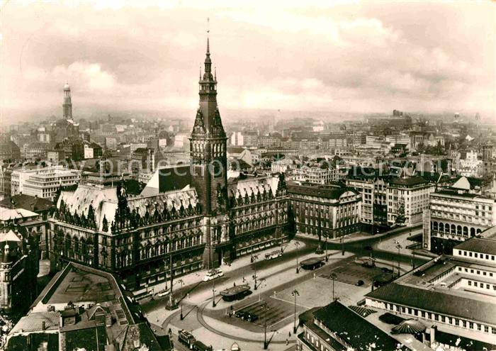 HAMBURG  CITY Rathaus mit Rathausmarkt