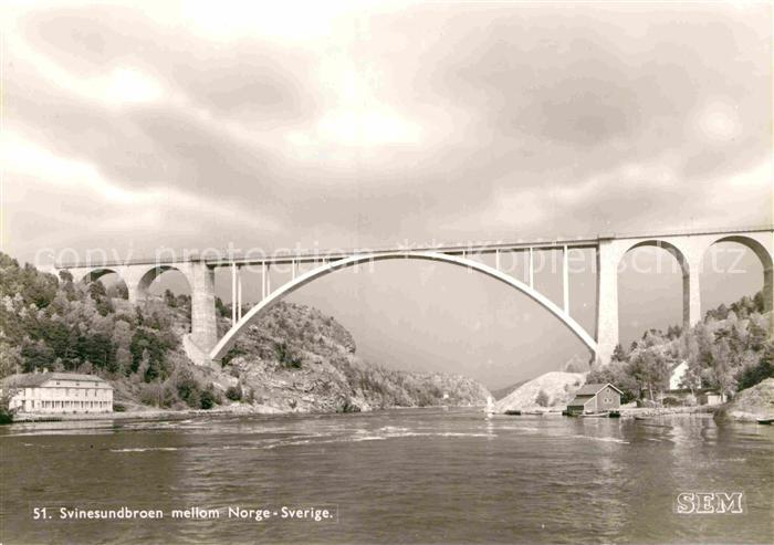 Svinesund Svinesundbroen mellom Norge Sverige Svinesundbruecke