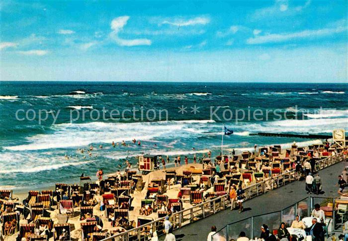 Insel Sylt Starke Brandung am Kurstrand