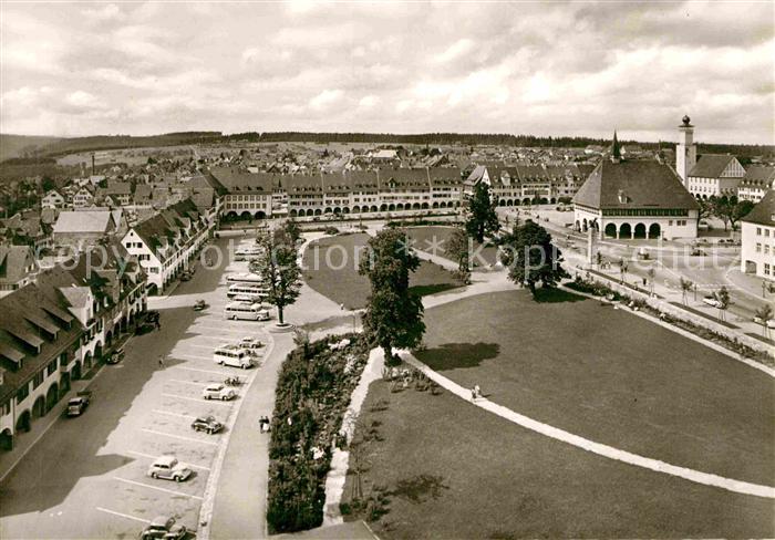 FREUDENSTADT BW Unterer Markt mit Stadt und Rathaus