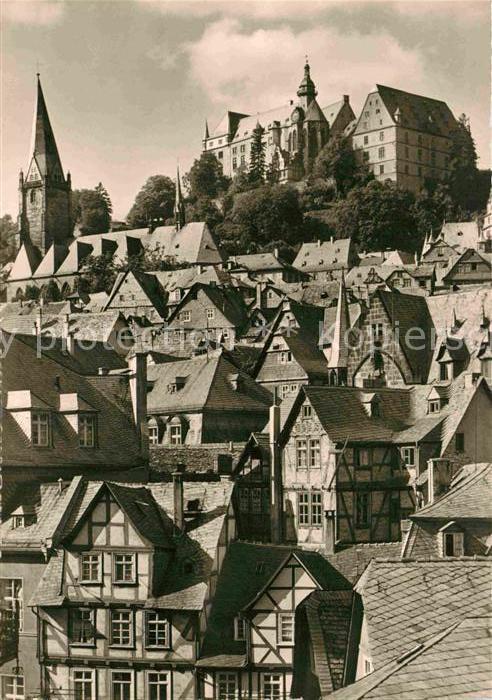 Marburg Lahn Universitaetsstrasse zum Schloss Marienkirche