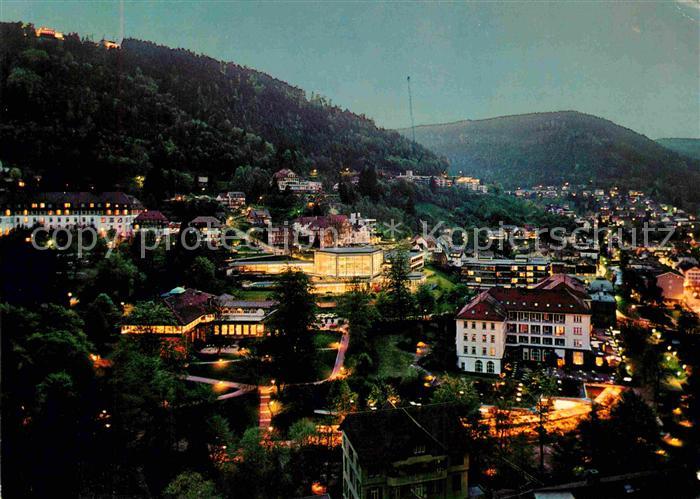 Wildbad Schwarzwald Panorama Kurstadt am Abend Thermalbad