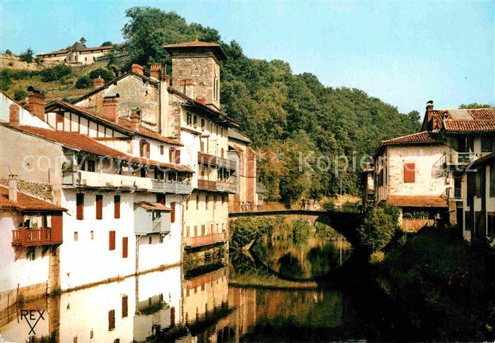Saint-Jean-Pied-de-Port Vieilles Maisons et Pont d_Espagne sur