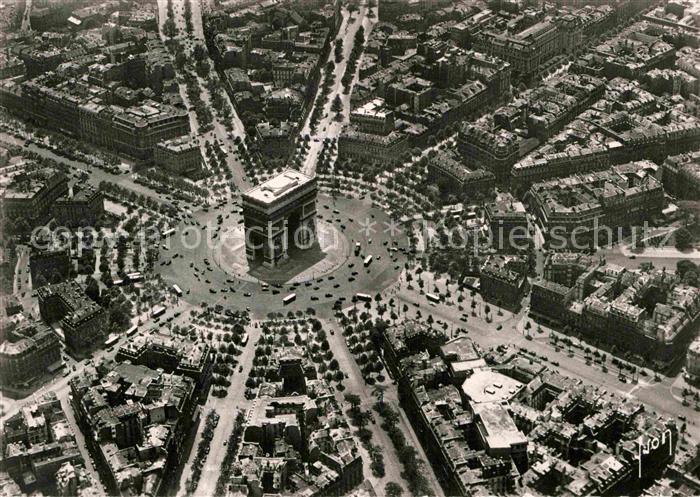 Paris en avion Arc de Triomphe et Place de l'Etoile