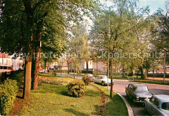 Villiers-sur-Marne Jardin de l Hotel de Ville