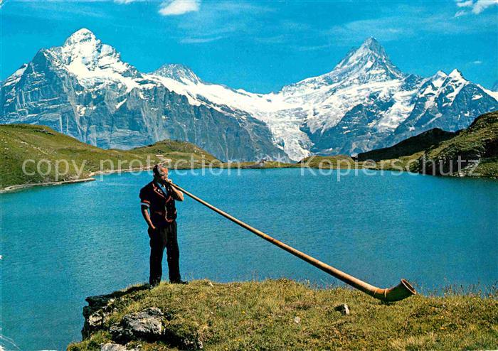 Alphorn Alphornblaeser Bachalpsee Grindelwald Wetterhorn Schreckhorn