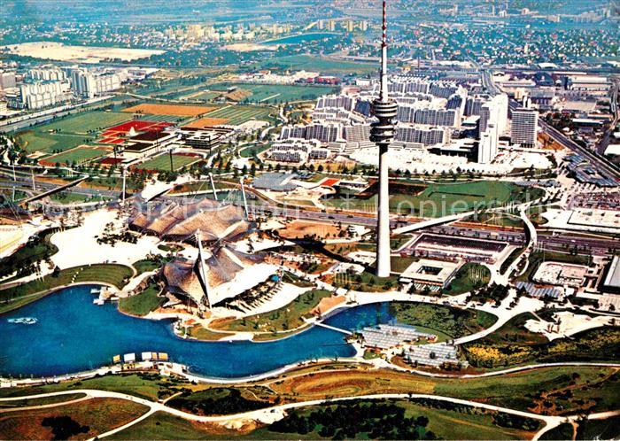 Muenchen Bayern Fliegeraufnahme Olympia-Genlaende mit Olympiaturm