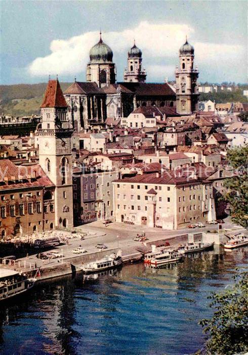PAssAU Bayern Donaupartie Rathaus Dom