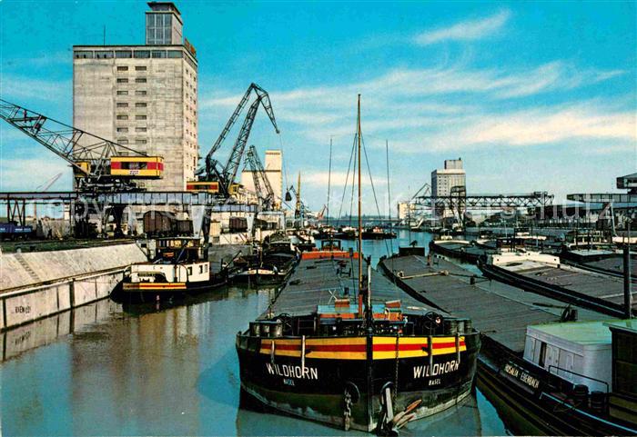 STUTTGART  CITY Neckarhafen Frachtkahn