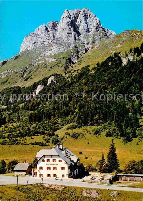 Mauthen Ploeckenhaus am Ploeckenpass gegen Cellon Karnische Alpen
