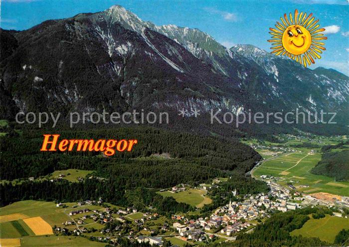 Hermagor Kaernten Wulfeniastadt mit Spitzkegel Gailtal Alpenpanorama Fliegeraufn