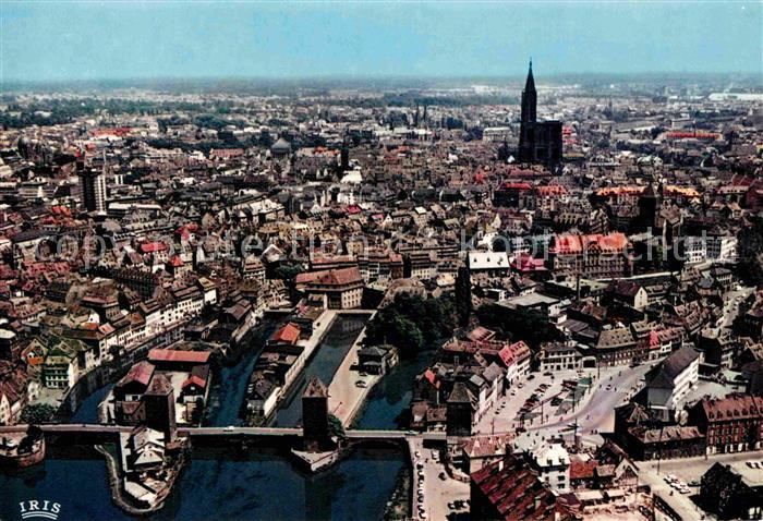 Strasbourg Alsace Les Ponts Couverts et la Cathedrale Gedeckte Bruecken Muenster