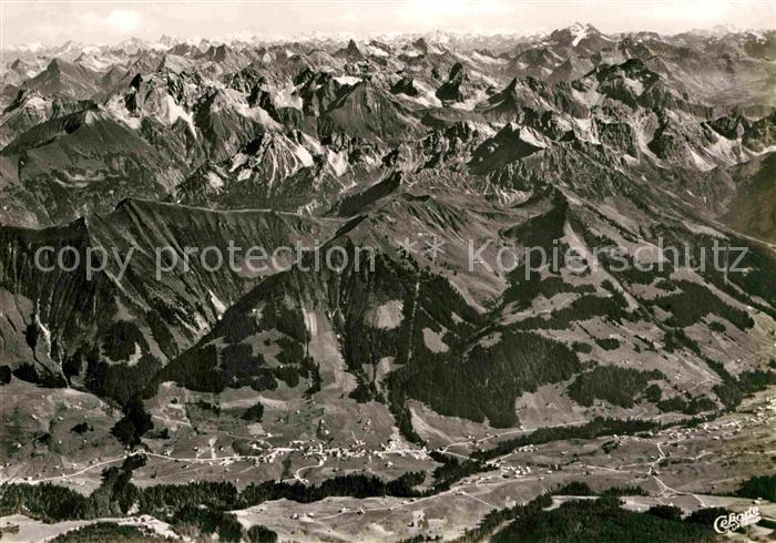 Riezlern Kleinwalsertal Vorarlberg Hirschegg mit Fellhorn Kanzelwand Allgaeuer A