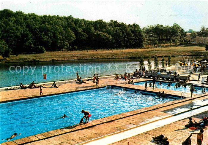 Boulogne-sur-Gesse La piscine et le lac