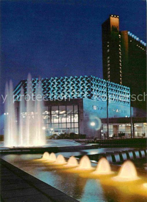 Karl-Marx-Stadt Stadthalle und Interhotel Kongress Nachtaufnahme