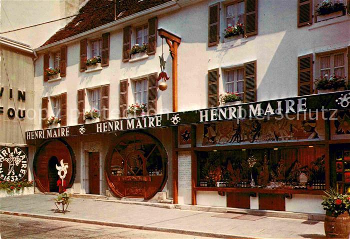Arbois Les Deux Tonneaux Salons de Degustation des Grands Vins Henri Maire