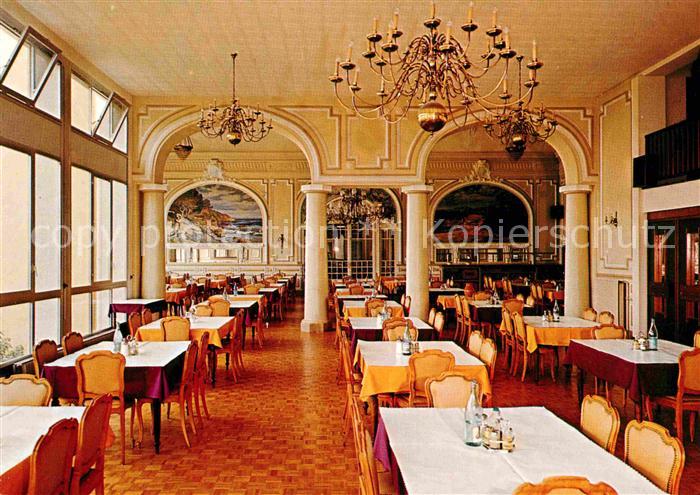 Hyeres Maison Chateaubriand Salle a manger
