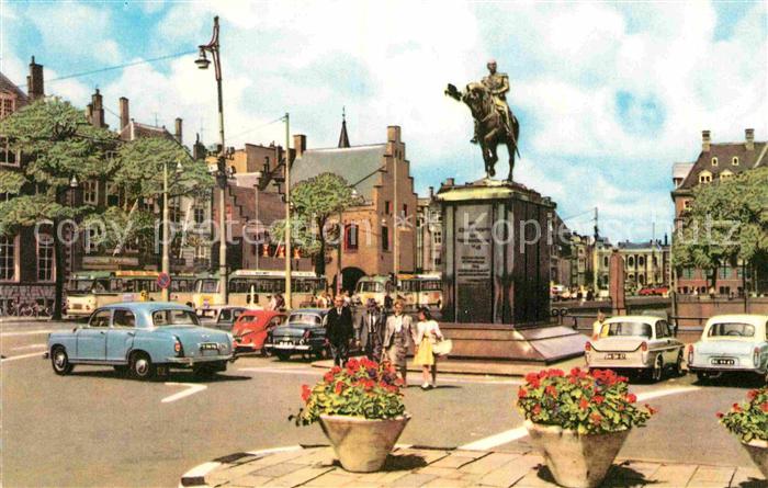 Den Haag Buitenhof met Standbeeld Willem II Denkmal Reiterstandbild