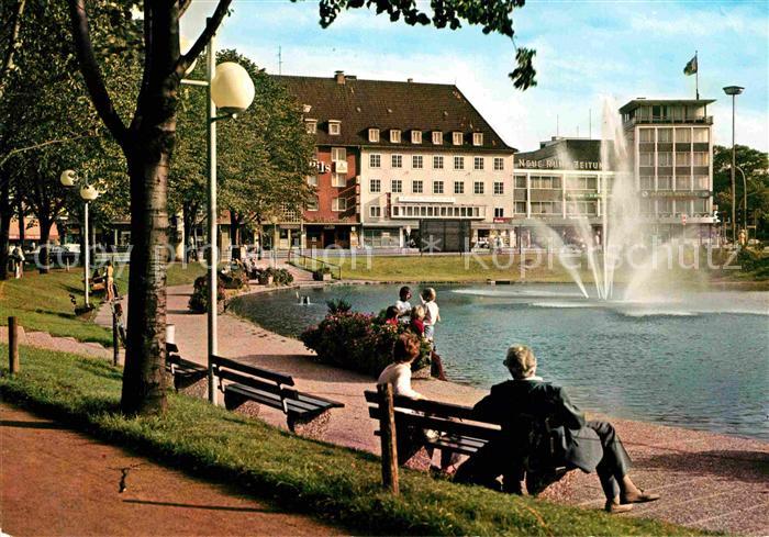 Moers Koenigsee mit Blick auf koeniglichen Hof