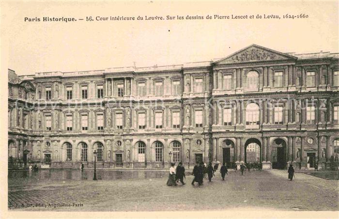 Paris Historique Cour interieur du Louvre