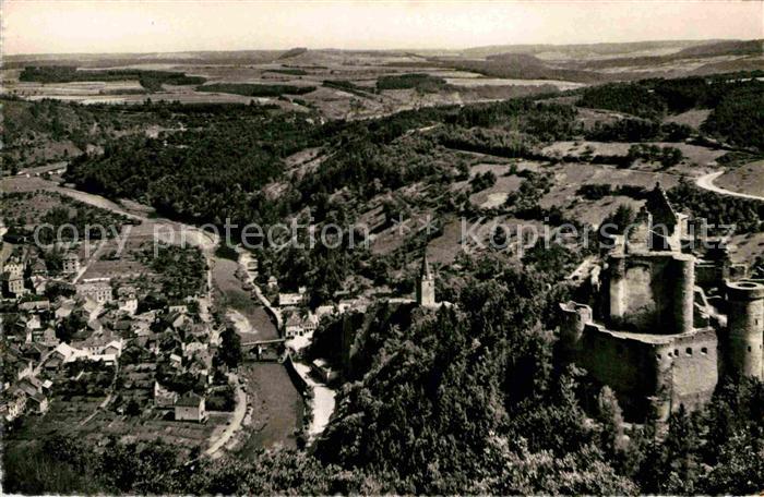 Vianden Vue generale du haut du chateau