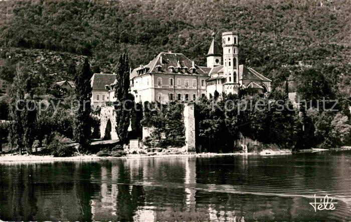 Le Bourget-du-Lac Savoie Abbaye d Hautecombe vu du lac
