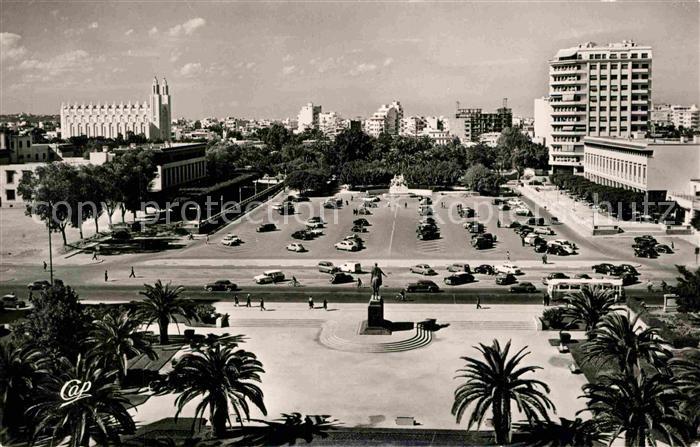 Casablanca Place Lyautey et le Sacre Coeur Monument