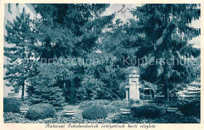 Kalocsa Iskolanoeverek intezetenek kerti reszlete