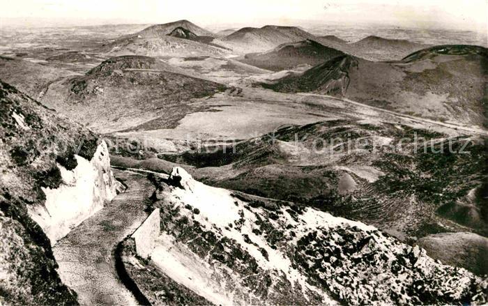 Orcines Autoroute du Puy de Dome au Grand Rocher